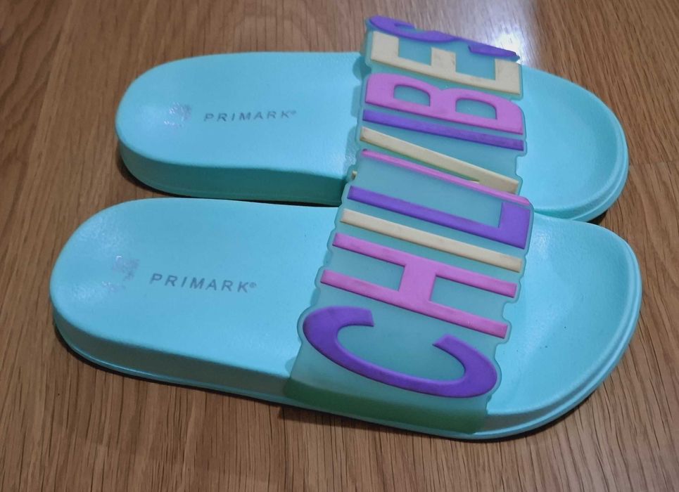 Chinelos Primark Chill Vibes (Novo): Tam 37