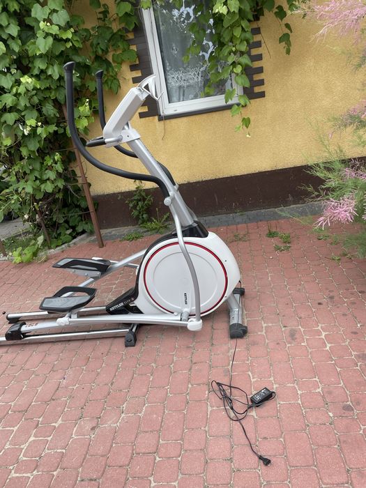 Orbitrek przednio napedowy KETTLER elyx 5 tylko 41 godzin przebiegu