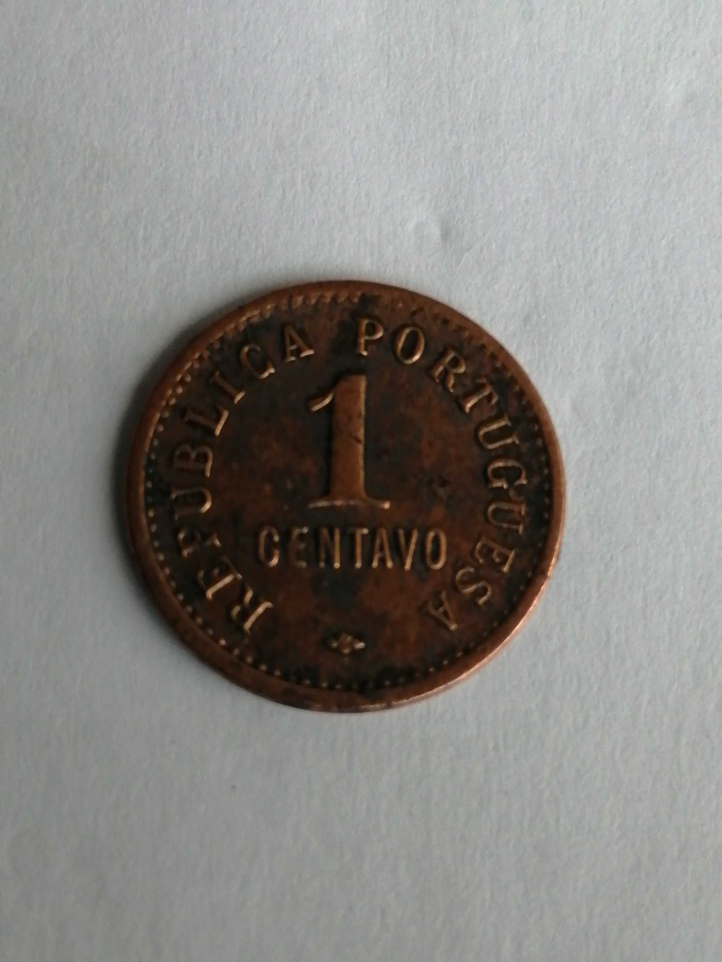 2 moedas de 1921. Angola, de 1 centavo.