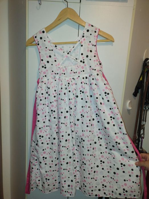 Sukienka wizytowa na podszewce