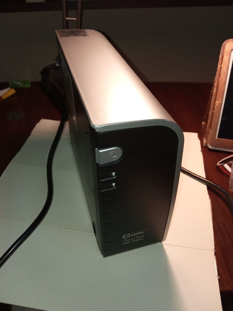 Mustek Powermust 400 Offline