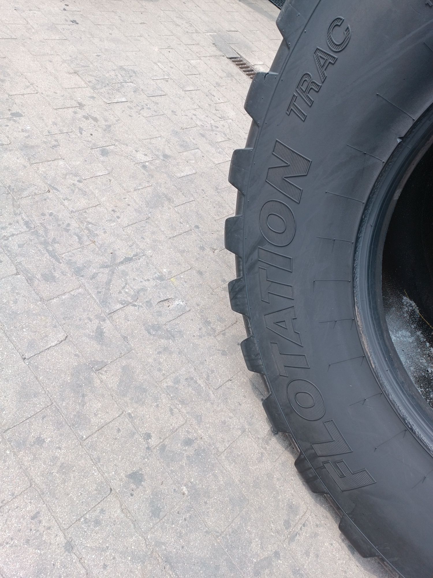 750/45R26.5 Vredestein Flotation  Trac Radial  750/45-26.5