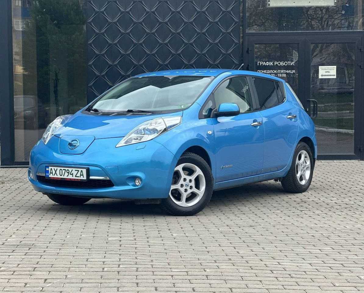 Продам Nissan Leaf 2011