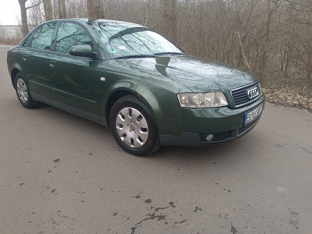 Audi A4 B6 2.0 Benzyna 130KM klimatyzacja Czujniki Hak