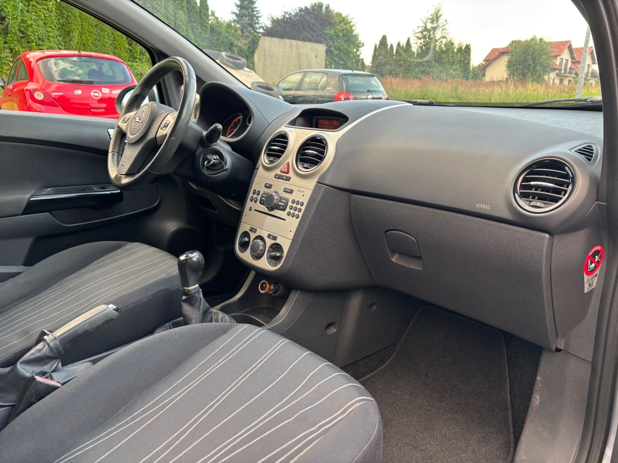 OPEL CORSA D 1.0 benzyna *sprawna klima, fajny stan*