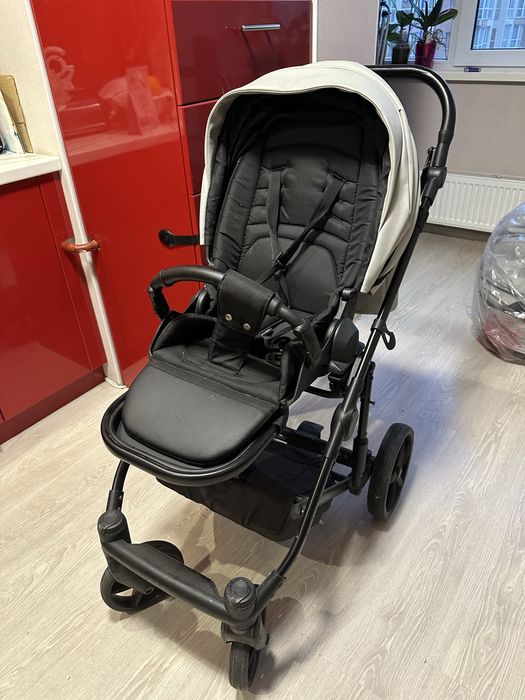 Продам дитячу коляску