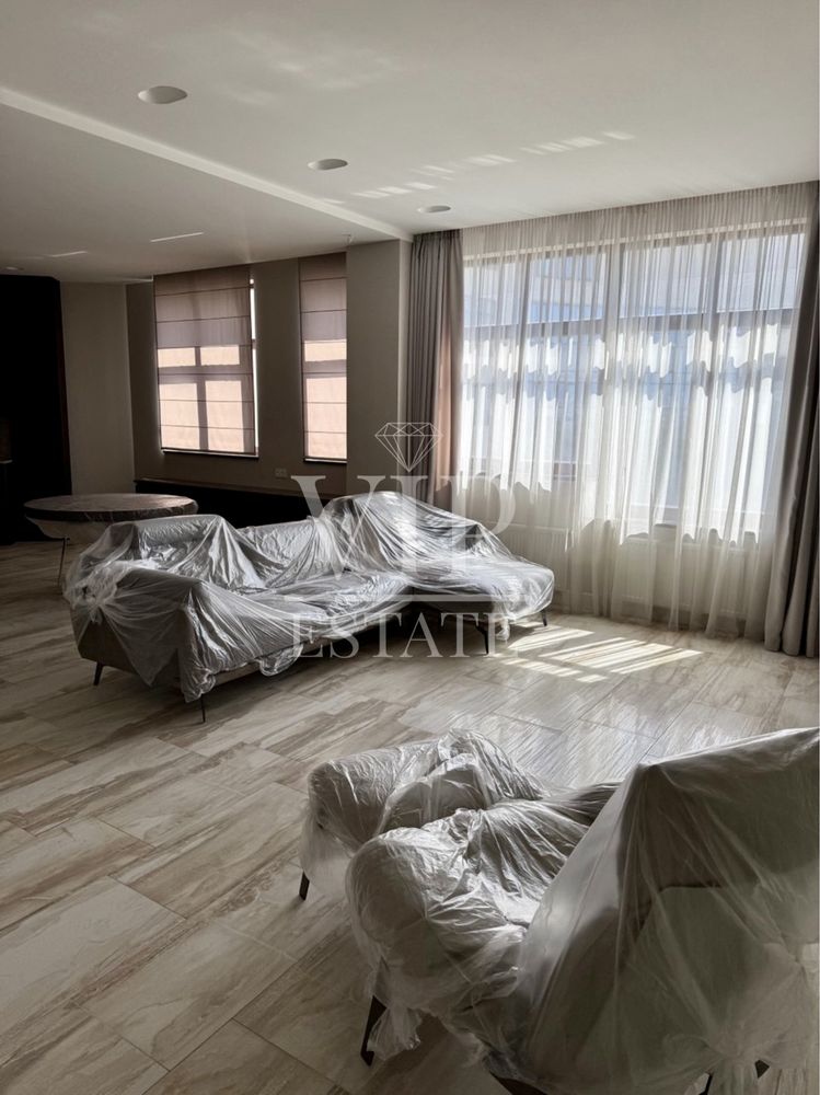 Первая сдача, 3 к.кв.,130 м.кв., ЖК Фаворит, Сумская 130-Г, Авантаж