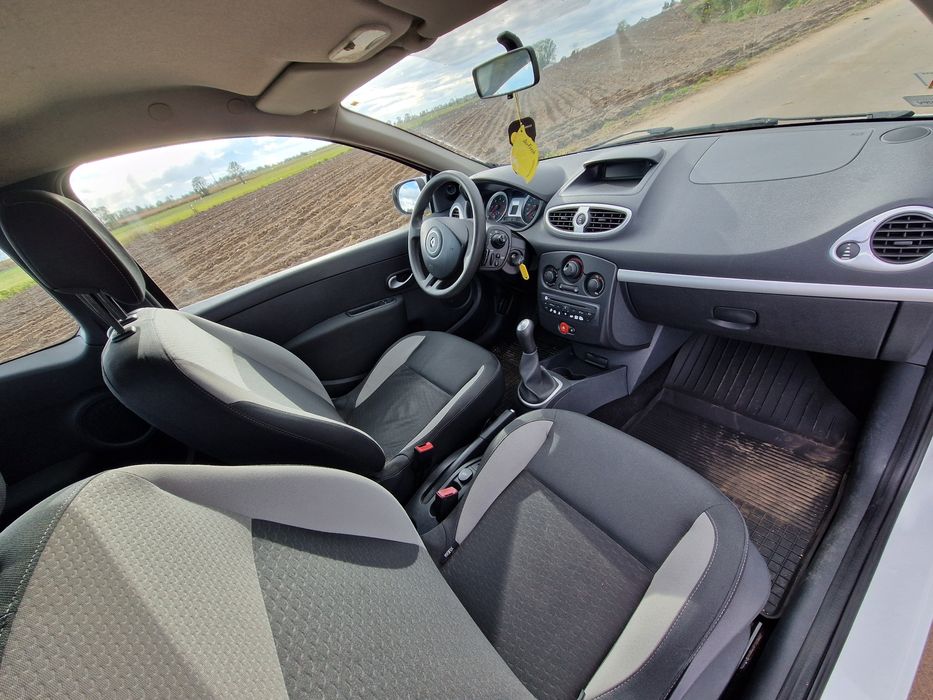 Renault Clio 1.5 dci 2010r KRAJOWY klimatyzacja bdb. stan długie opłat