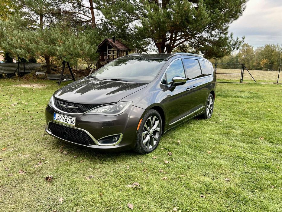 Chrysler PACIFICIA Limited 2017r