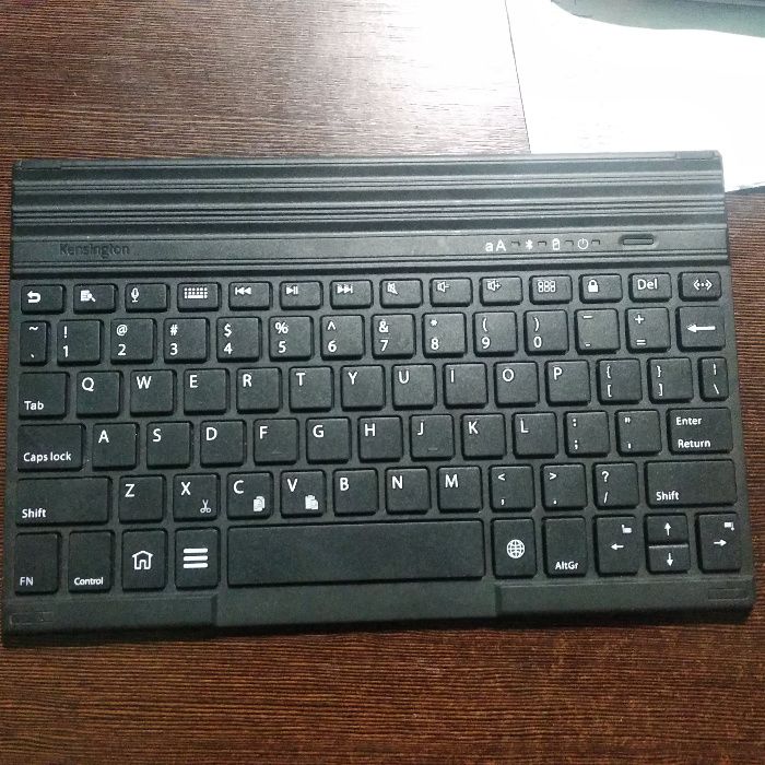 Бездротова клавіатура Kensington KeyFolio Pro