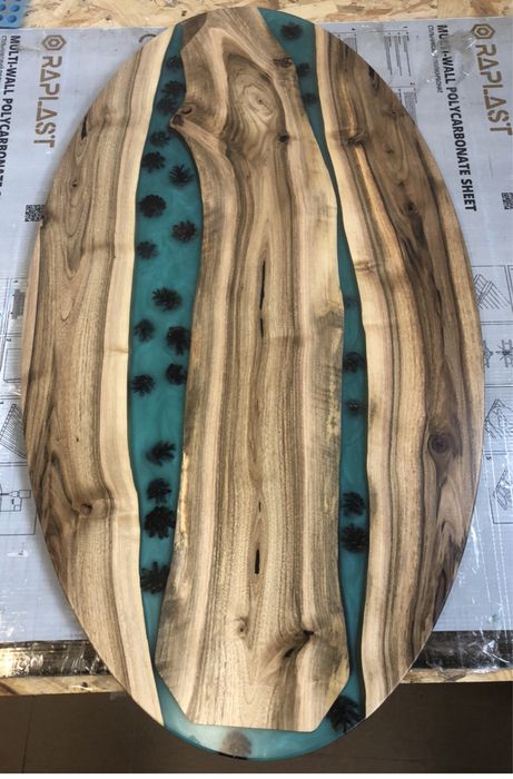 Столи Луцьк Стіл з горіха та епоксидной смоли