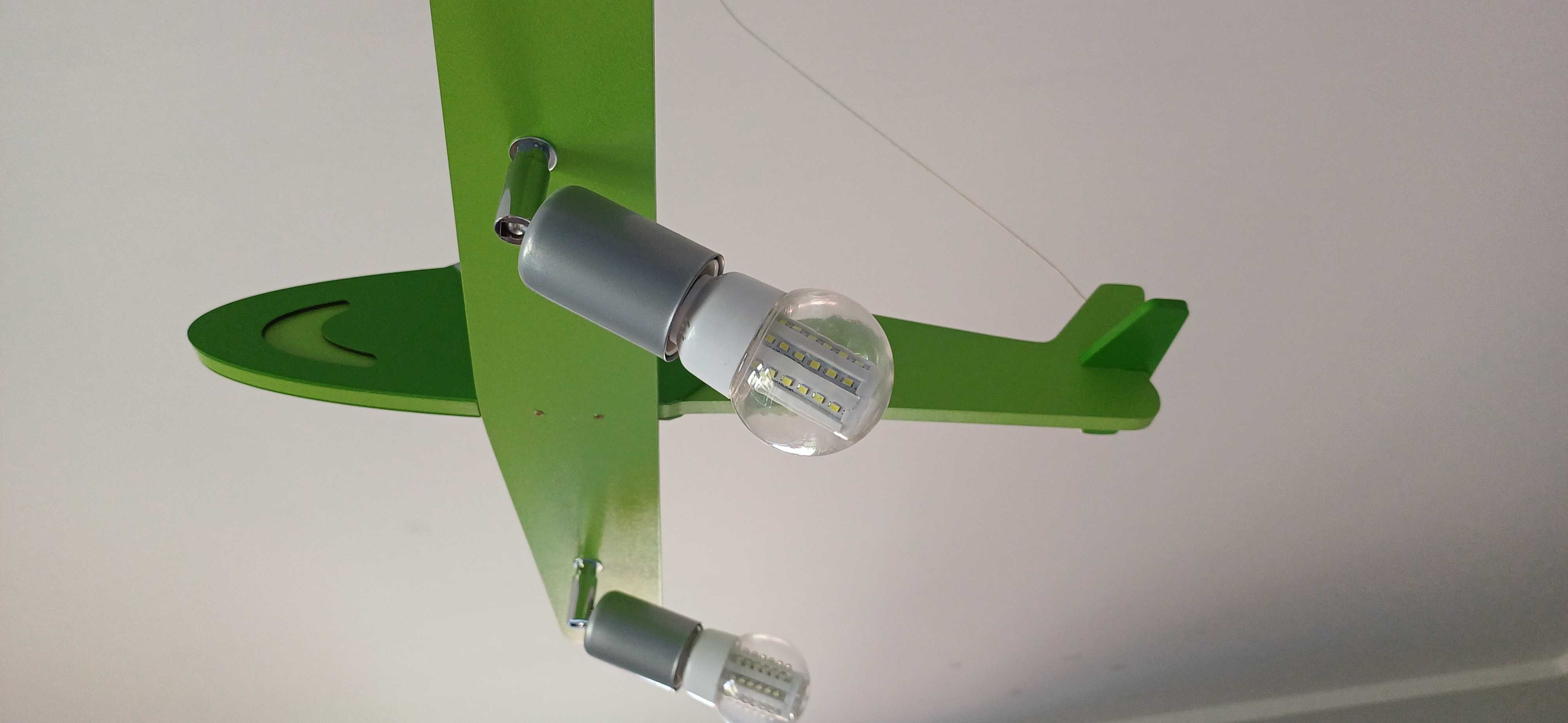 Lampa do pokoju dziecięcego samolot