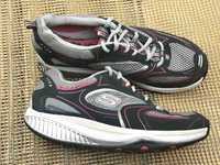 Классные кроссовки Skechers Shape-Ups. Размер- 37,5, 24,5см.
