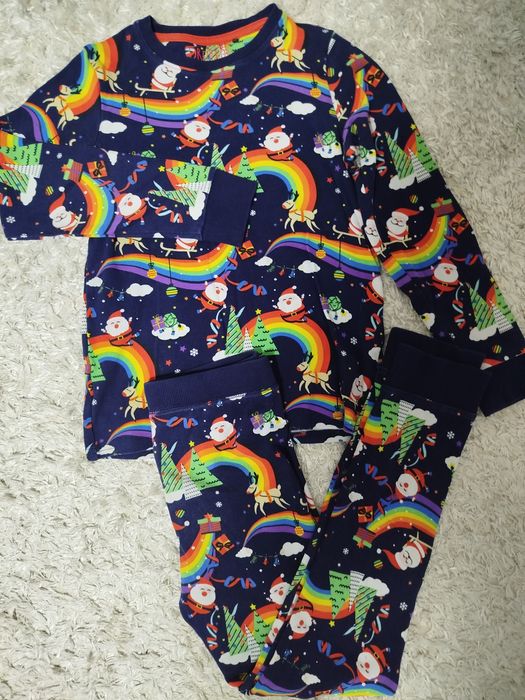 Піжама  NEXT  на 8-9 років.