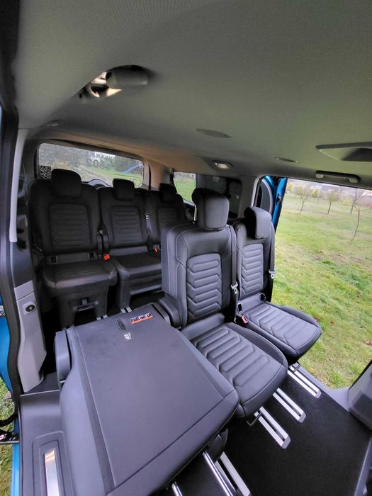 Wynajmę 8-osobowego nowego busa Ford Tourneo Custom - 4x4 hak automat