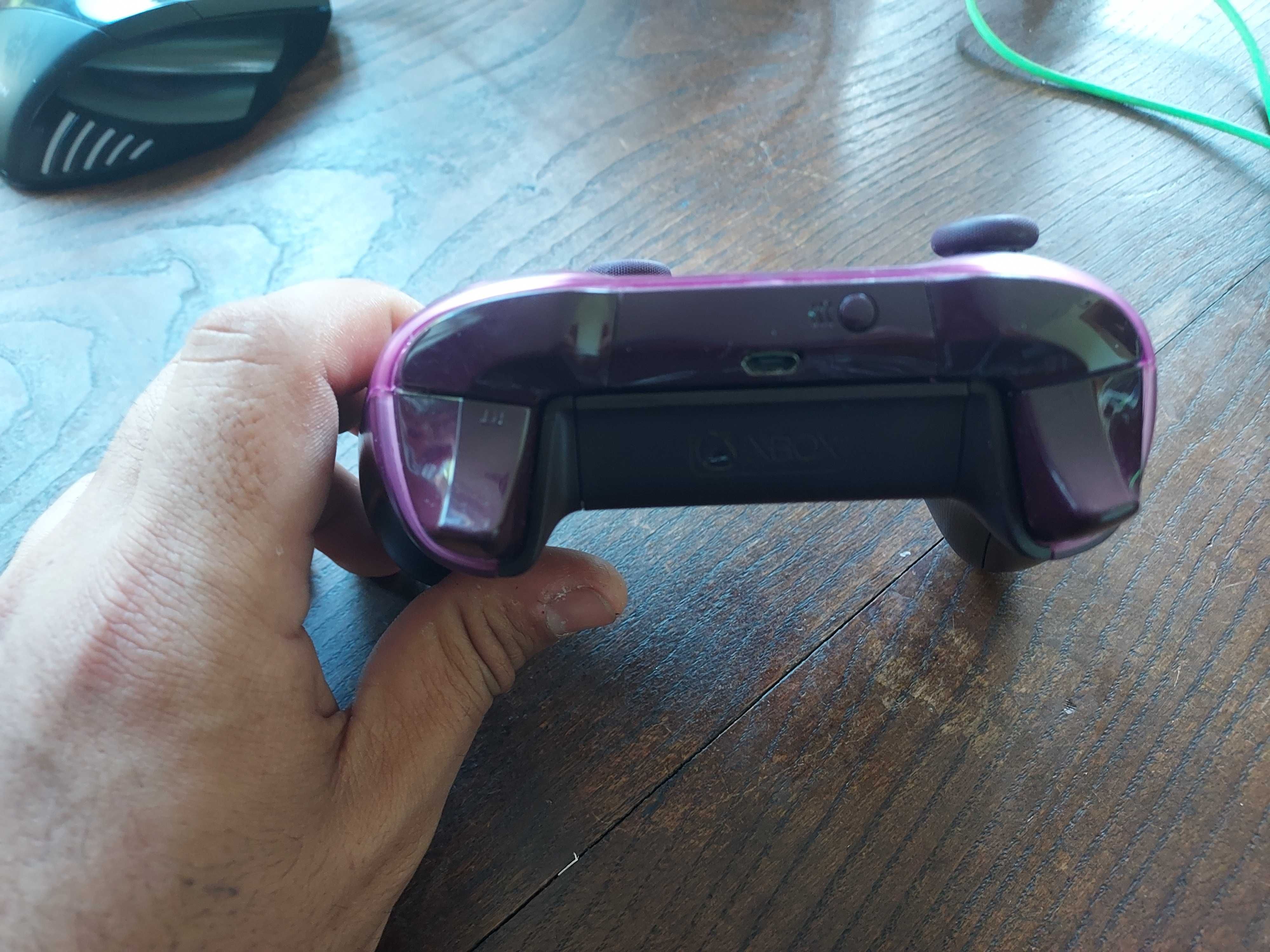 Vendo comando de xbox e fones com micro original da xbox