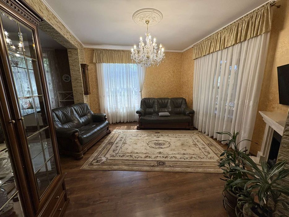 Окремий будинок район Епіцентру