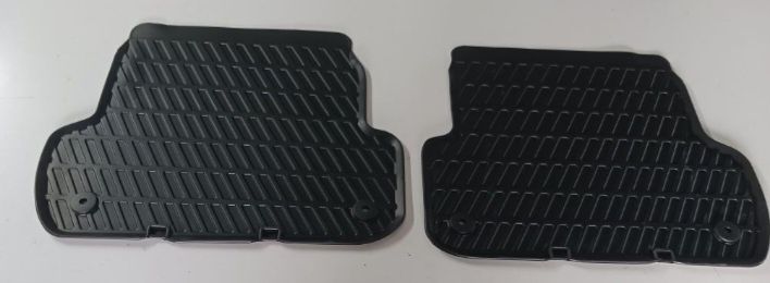 Oryginalne dywaniki gumowe Audi A4 b6 .b7 wersja Angielska