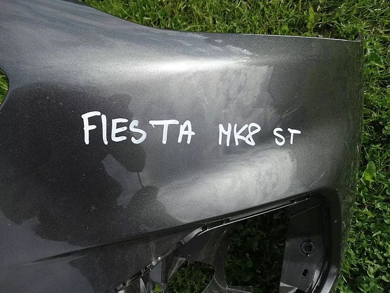 Zderzak przedni Ford Fiesta MK8 ST-LINE