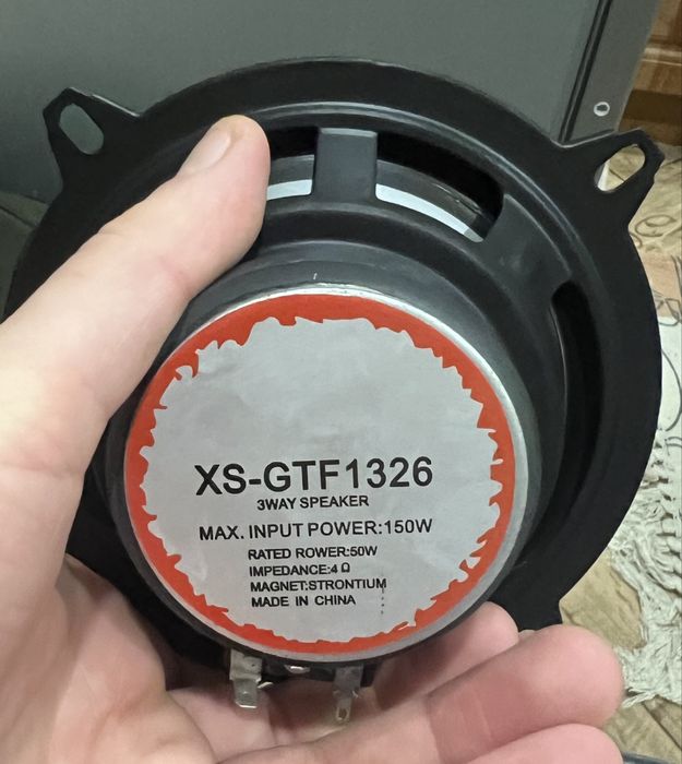 Автомобільні колонки