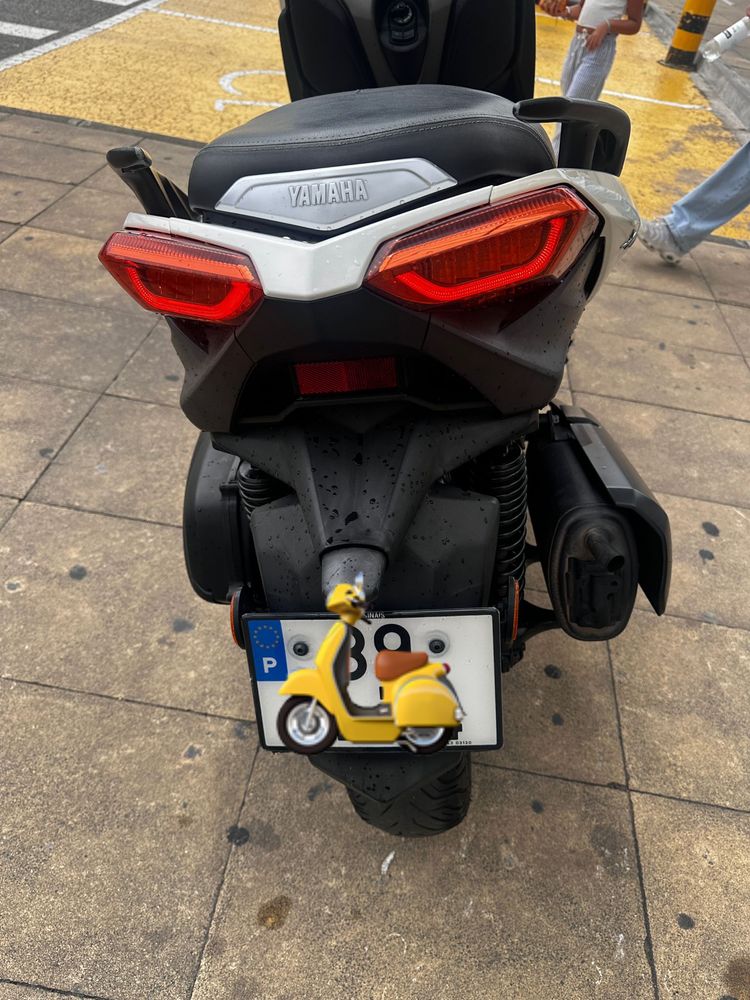Xmax 300, aceito trocas por Pcx/ Nmax