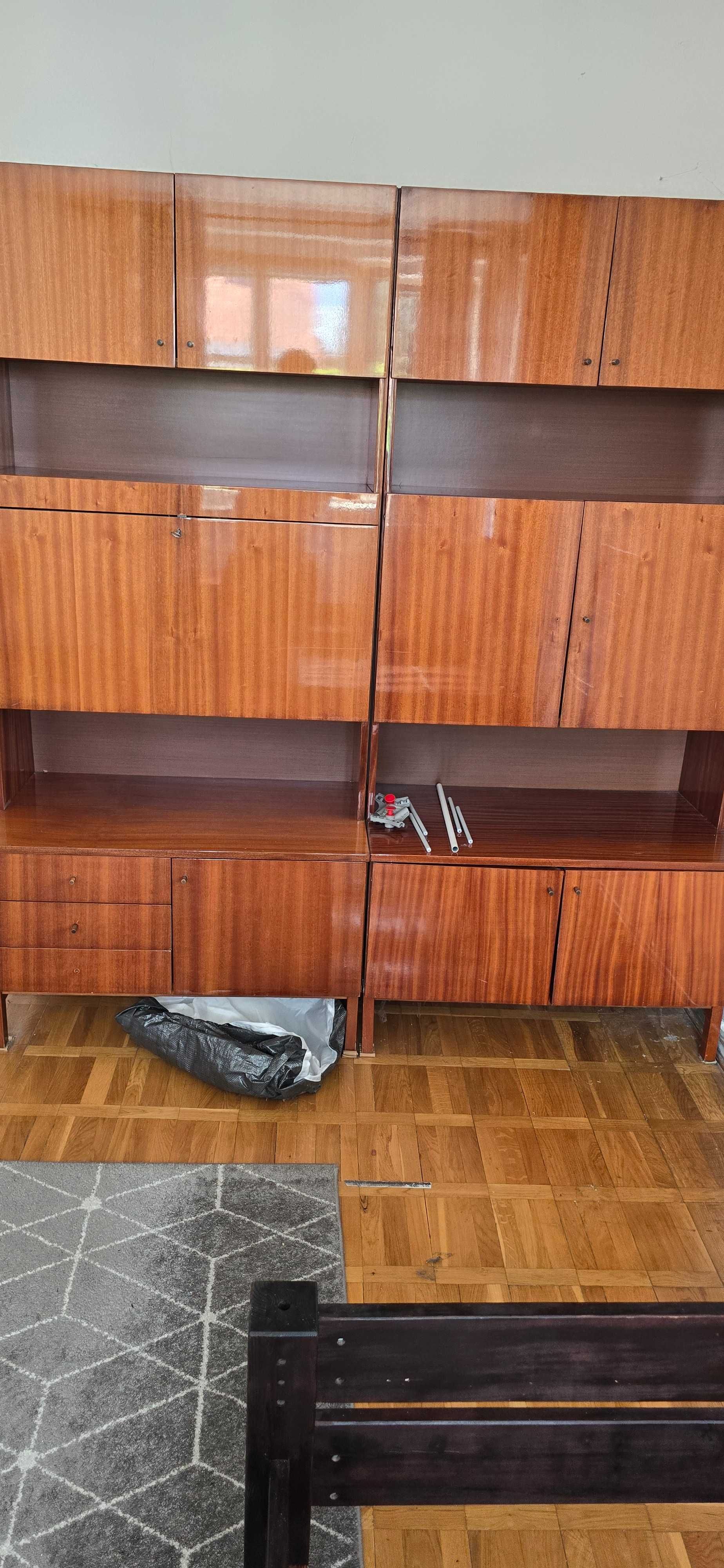 Do oddania stare meblościanki