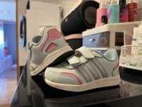 Sprzedam buty adidas rozmiar 23