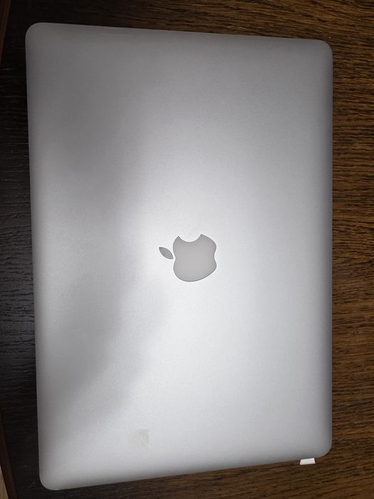 MacBook pro i7 15cali 16GB dysk 1 Tera