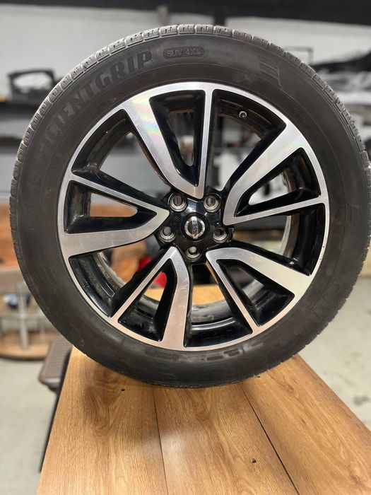 225 55 19 114.3 резина диски нісан Ніссан nissan