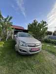 Opel Astra 2010г 1,6