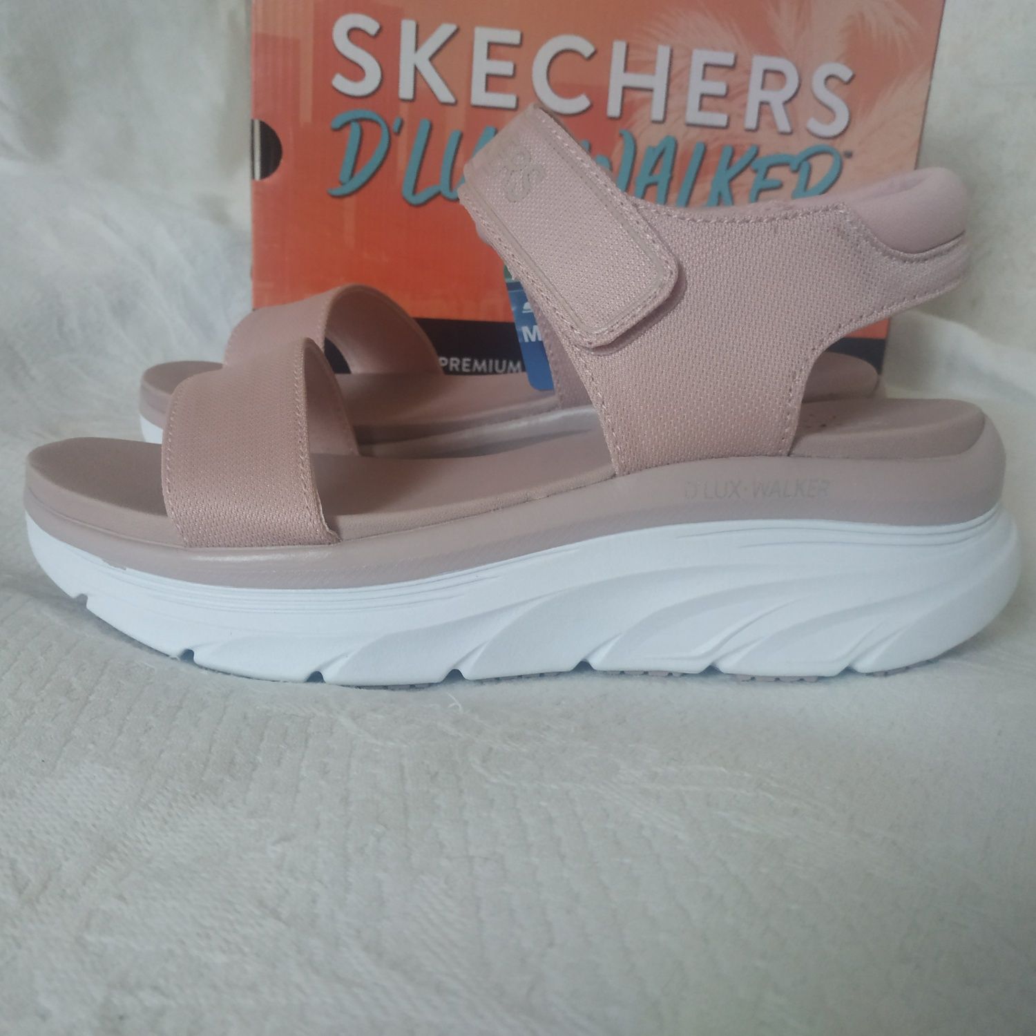 Skechers D'lux Walker Luxe foam босоножки-сандалии пудра р.39 26см new