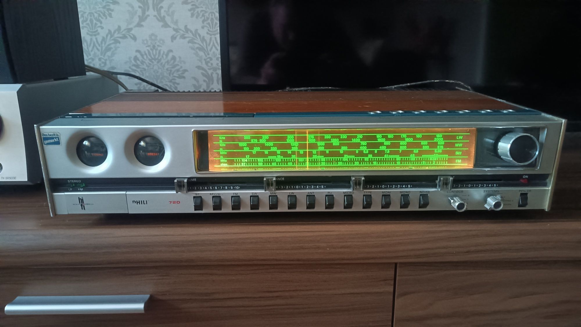 Amplituner vintage z lat 70 Philips 22RH 720