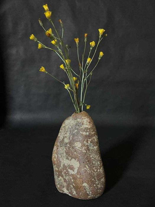 Стильний декор з натурального каміння. Ваза, підсвічник, підставка