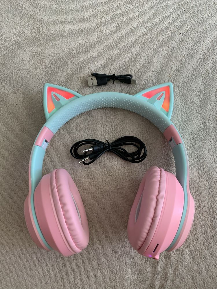 Słuchawki Bezprzewodowe Bluetooth RGB Z Uszami