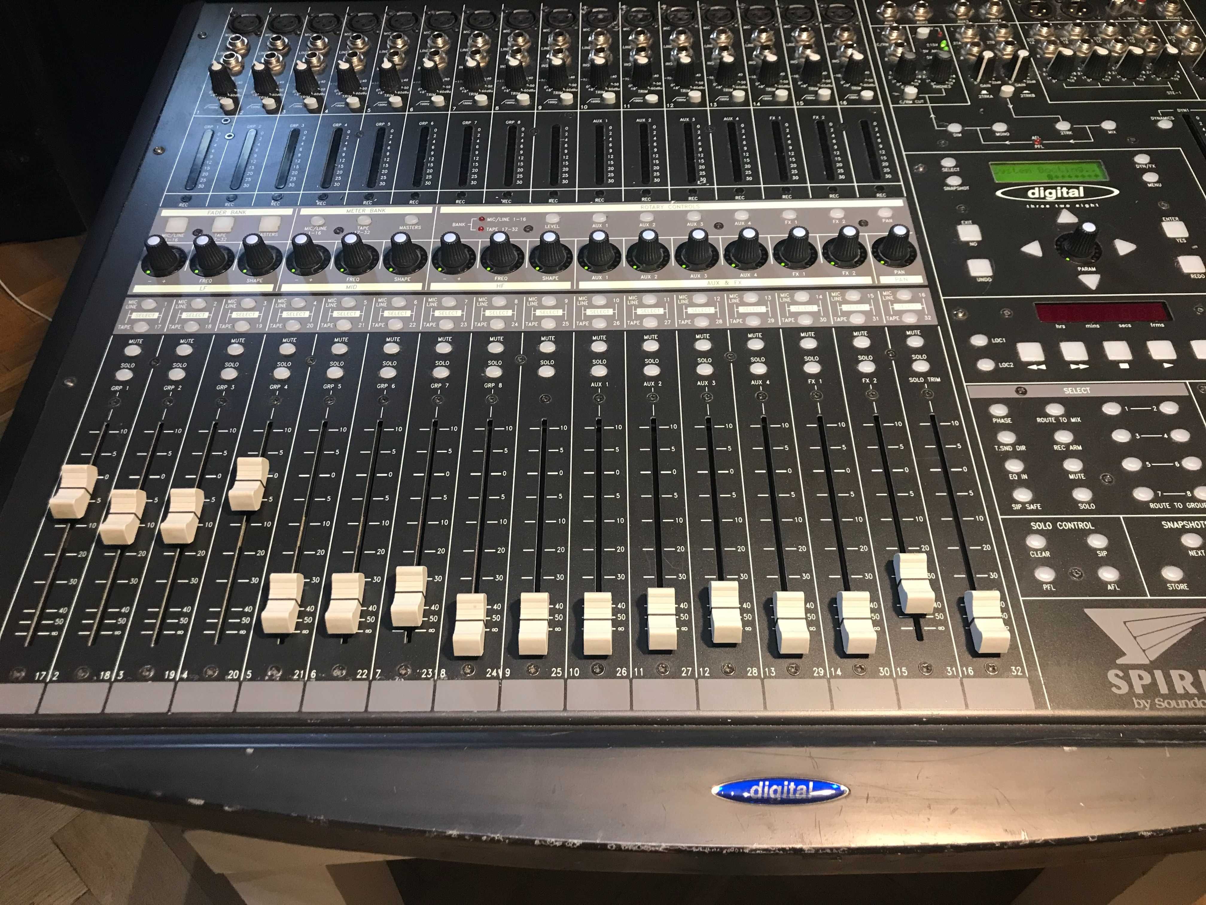 Mikser Soundcraft Spirit Digital 328