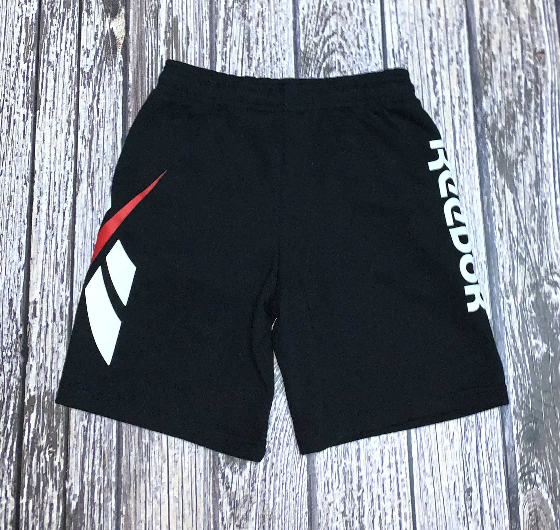 Новые шорты Reebok для мальчика 9-10 лет, 134-140 см