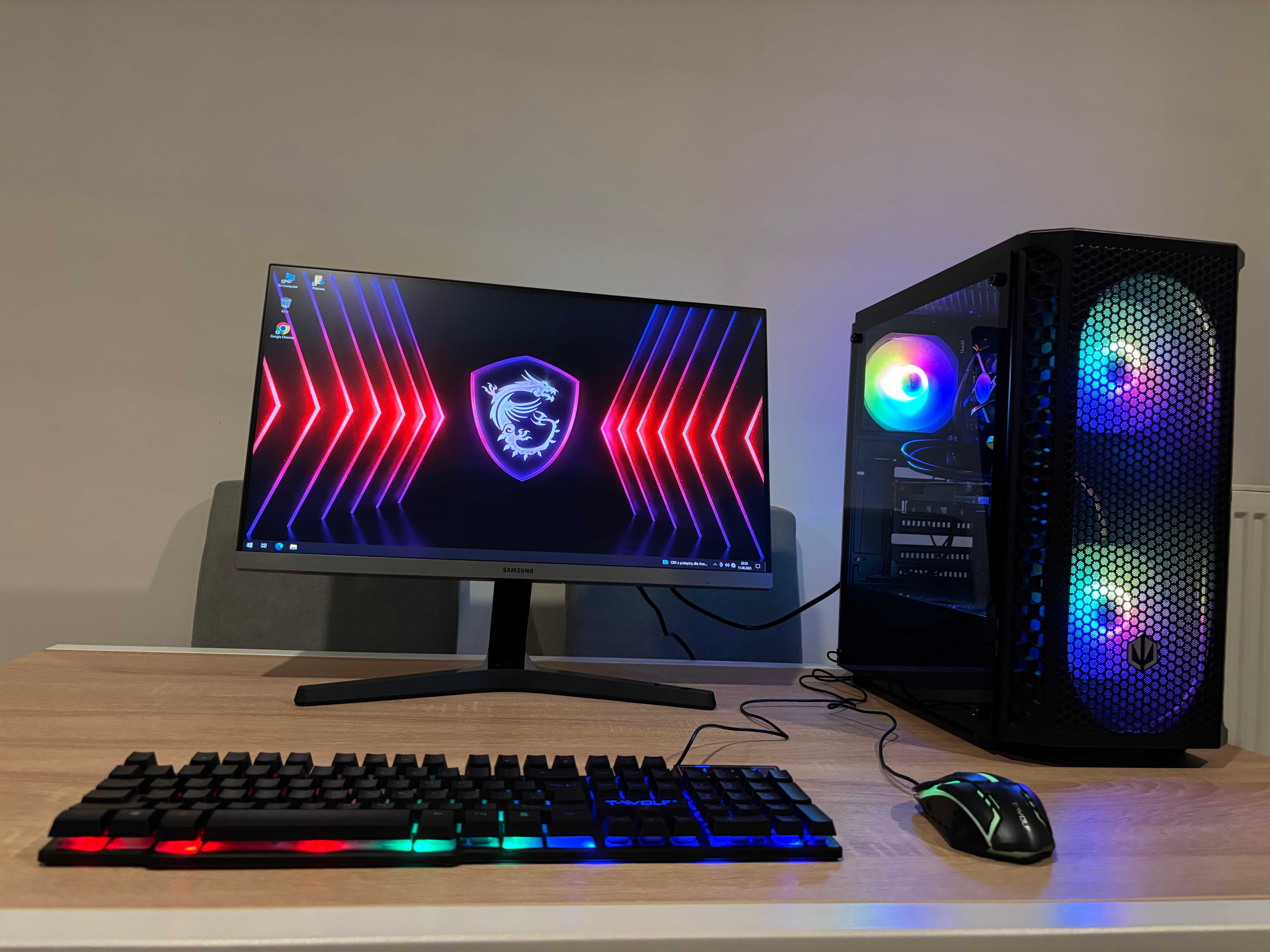Zestaw Dla Gracza i7 8x3.9GHz/GTX/Ram-16GB/SSD+1TB/Samsung 24' IPS