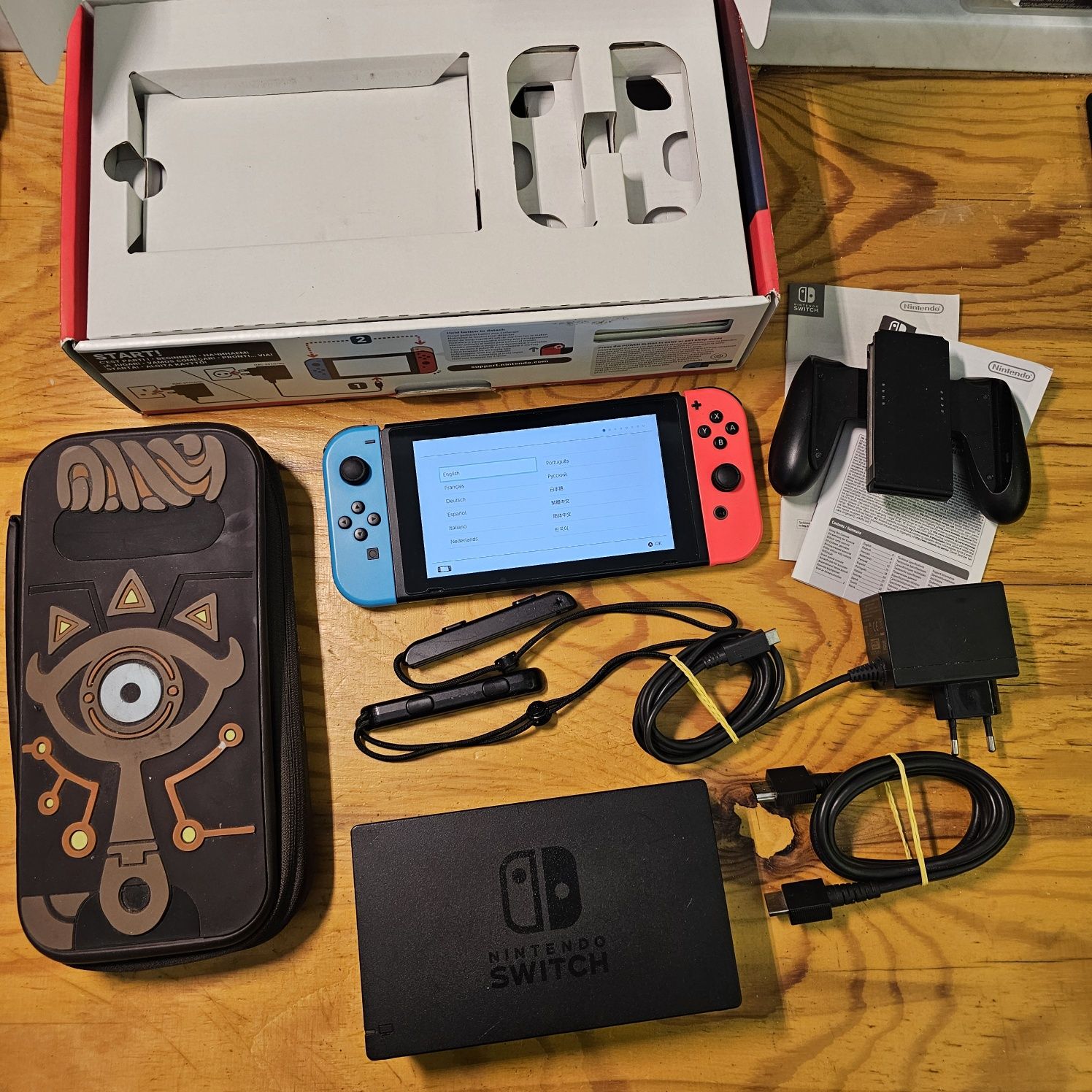Konsola NINTENDO SWITCH V2 Komplet HDMI + Etui Stan Bardzo Dobry 8+/10