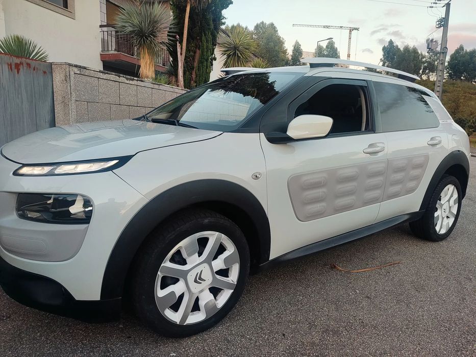 Citroën C4 Cactus 1.2 PureTech Shine