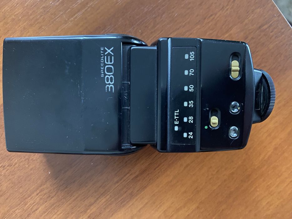 Canon speedlite 380 EX