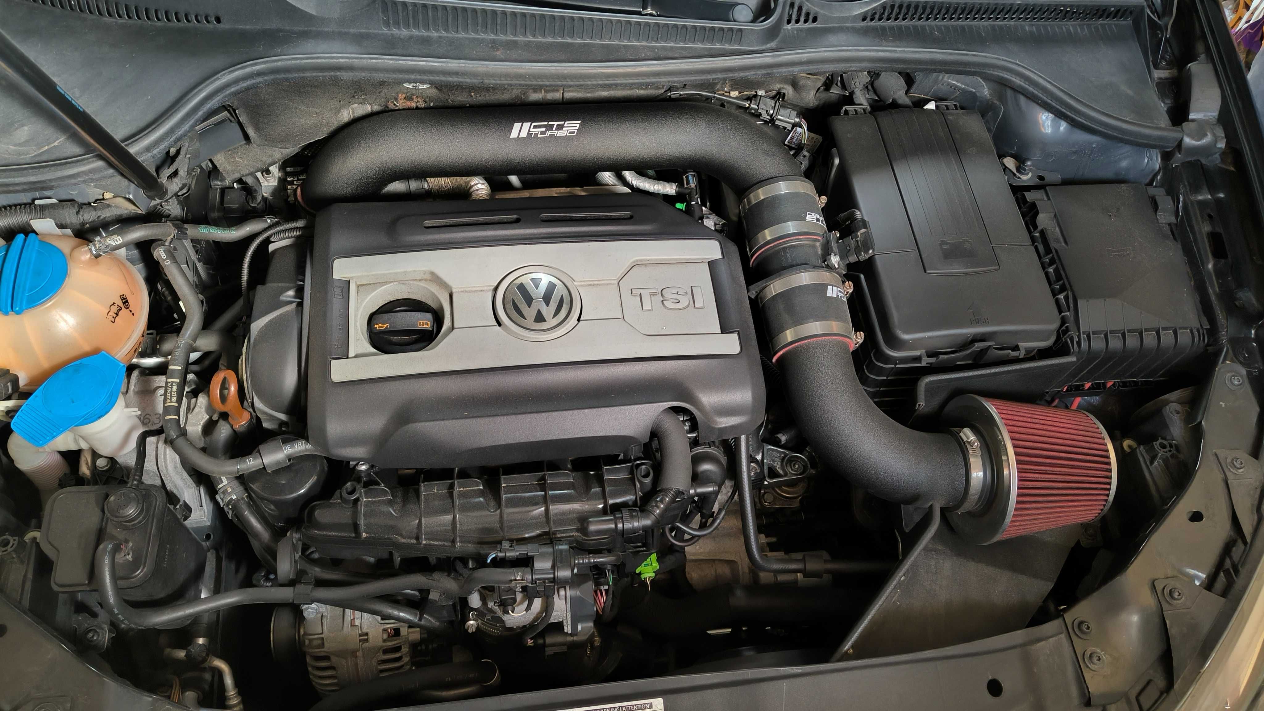 VW Golf VI GTI Black Edition