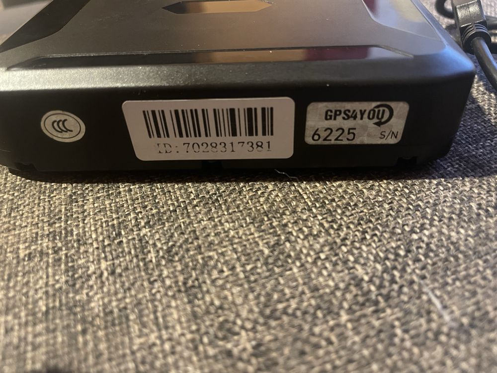 Lokalizator GPS z podsłuchem