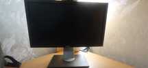 Монітор Dell 50/60Hz Гц
