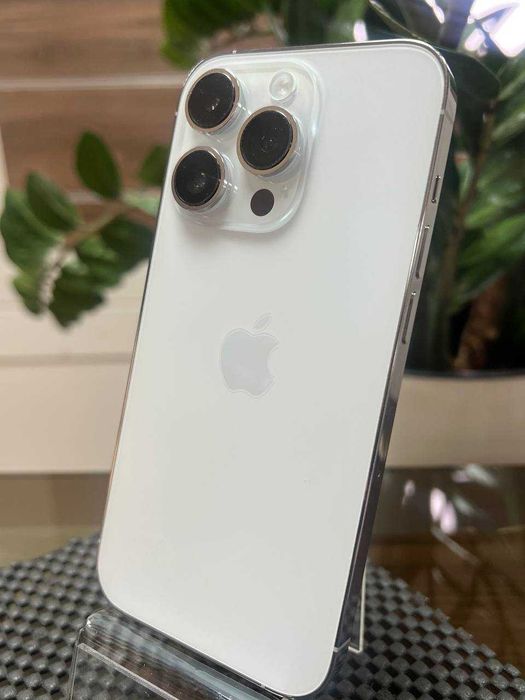 Iphone 14 Pro 128 Gb від магазину Apple Párk з гарантією 5 міс.
