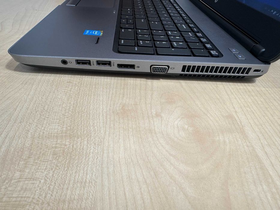 HP ProBook 650 G1 в идеальном состоянии (с дефектом)