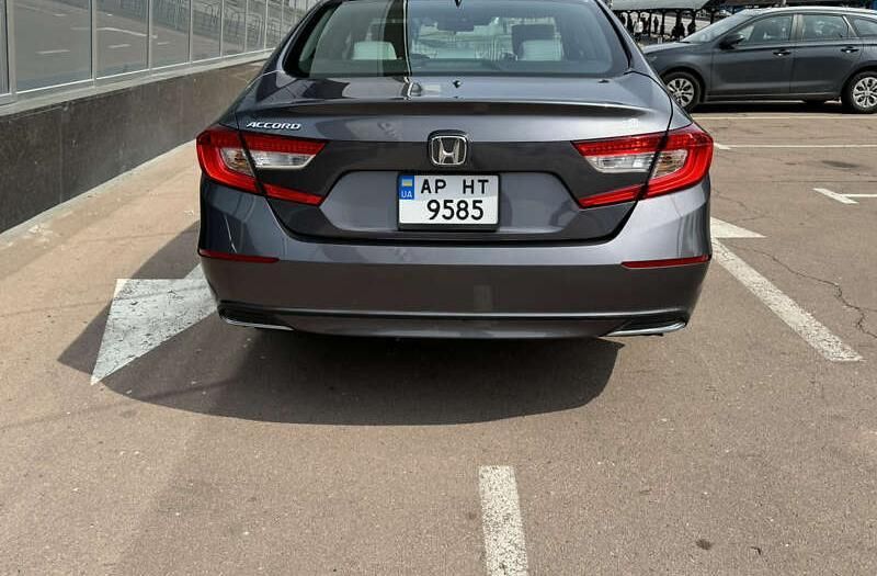 Honda Accord 2019 року