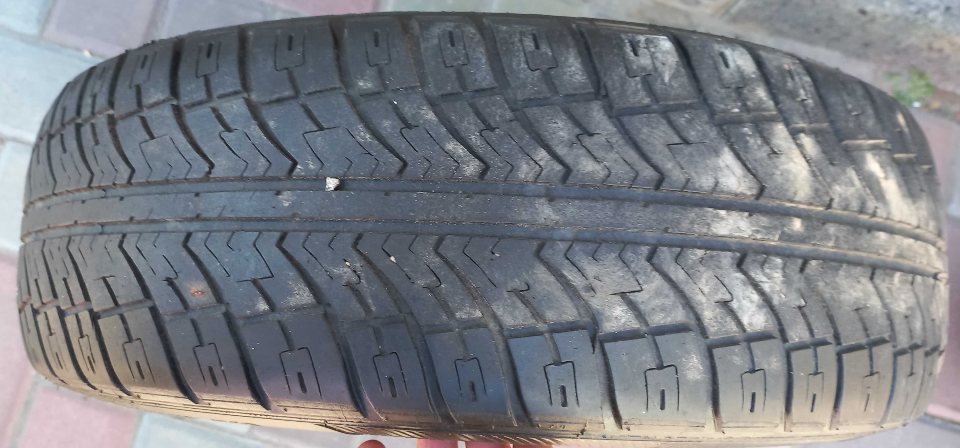 Продам запаску 185/60 r14