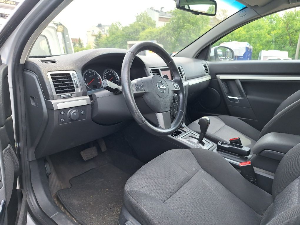 Opel Vectra C 1.9 CDTI Automat Z157 Xenon błotnik maska zderzak lampa