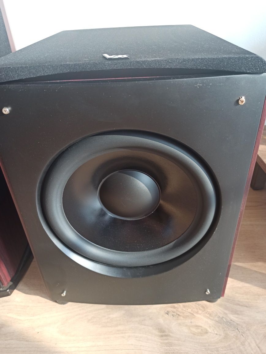 Voice Kraft 7830SW + subwoofer + wzmacniacz