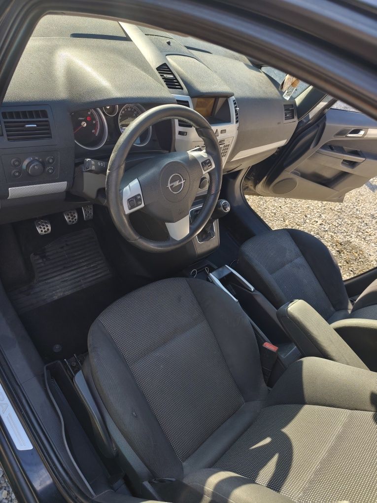 Opel Zafira 1.9.